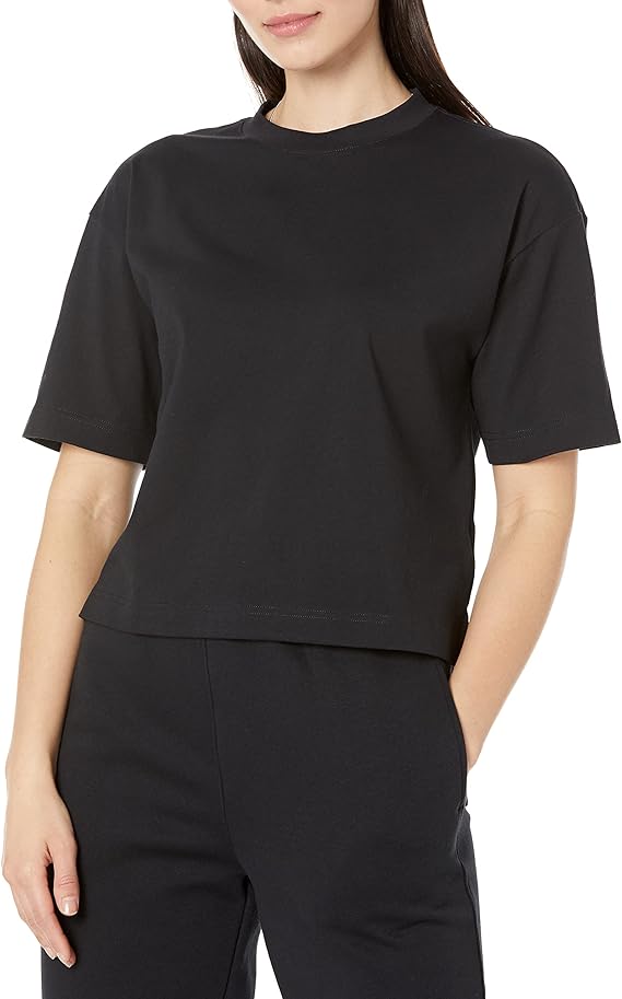 Damen Kurzärmliges T-Shirt aus Bio-Baumwolle mit überschnittenen Schultern und Lockerem Boxy-Schnitt